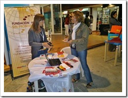 Mesa de información sobre Hepatitis B y C en Pinamar 2013