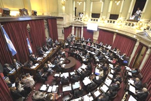 El Senado argentino avaló subsidios para hemofílicos infectados con HIV y Hepatitis B y C