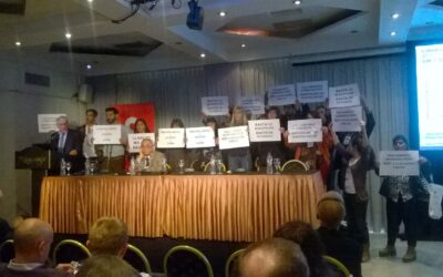 Interrupción de una charla sobre Hepatitis C por acceso a tratamientos