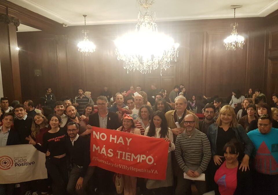 Las hepatitis virales deben estar amparadas en una ley por acceso y derechos